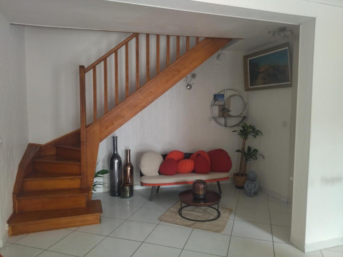 Chambre Moon Ray Proche Paris Stains Exterior foto
